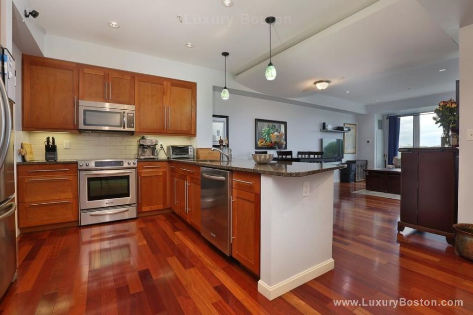 Luxury Boston Nouvelle at Natick Collection Boston Condos