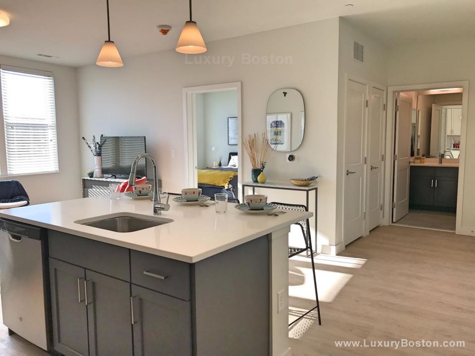 Luxury Boston Mastlight Apartments in Weymouth, MA Boston Condos