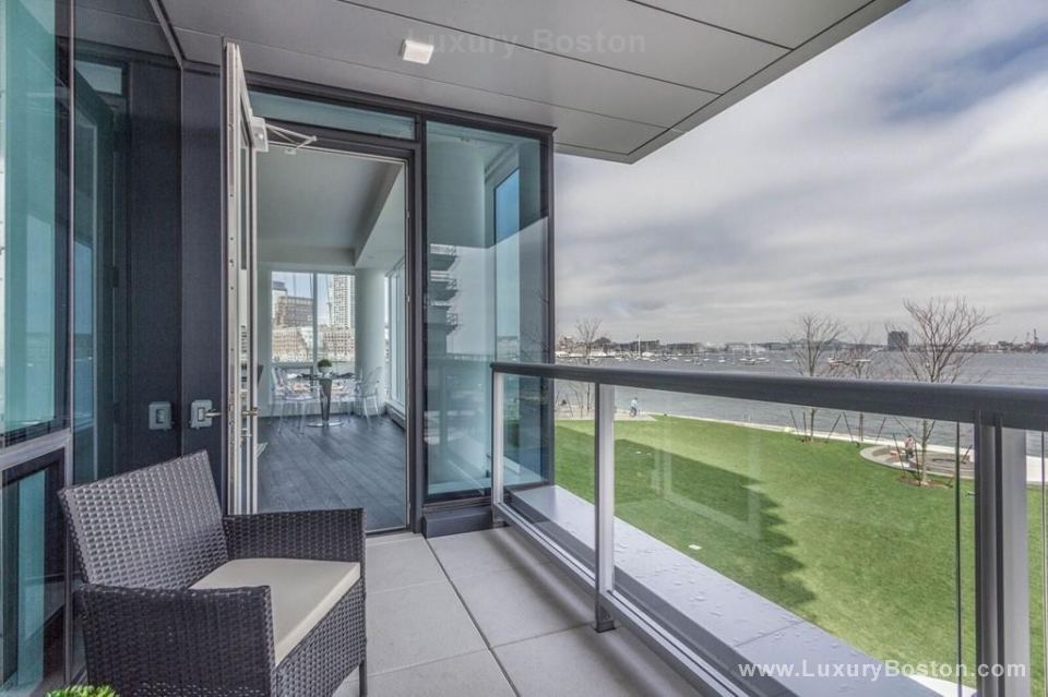 Luxury Boston 22 Liberty Condos Boston Seaport Boston Condos