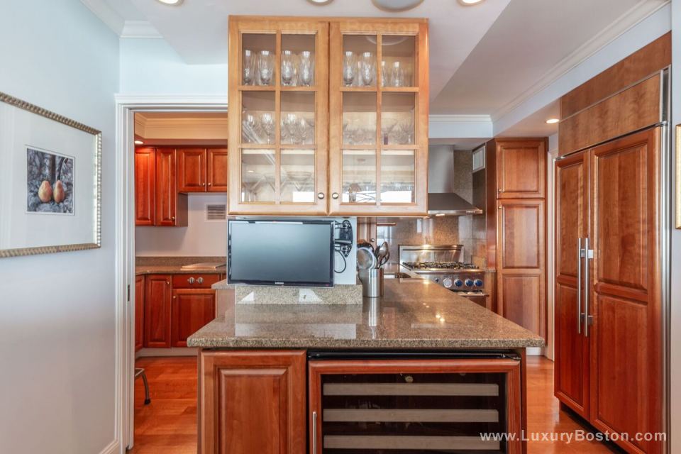 Luxury Boston Harbor Towers Boston Waterfront Condos Boston Condos