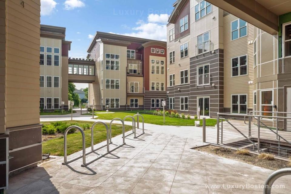 Luxury Boston River Park Lofts New Construction Loft Rentals in