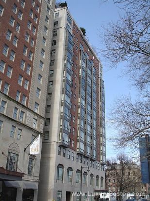 The Carlton House On Boston Gardens