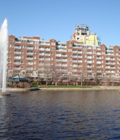 Canal Park - Cambridge Waterfront Condominiums