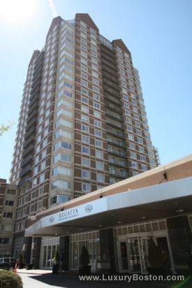 Regatta Riverview - Cambridge Condominiums