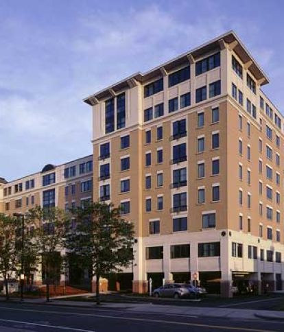 Alewife Cambridge Luxury Apartments - On Red Line